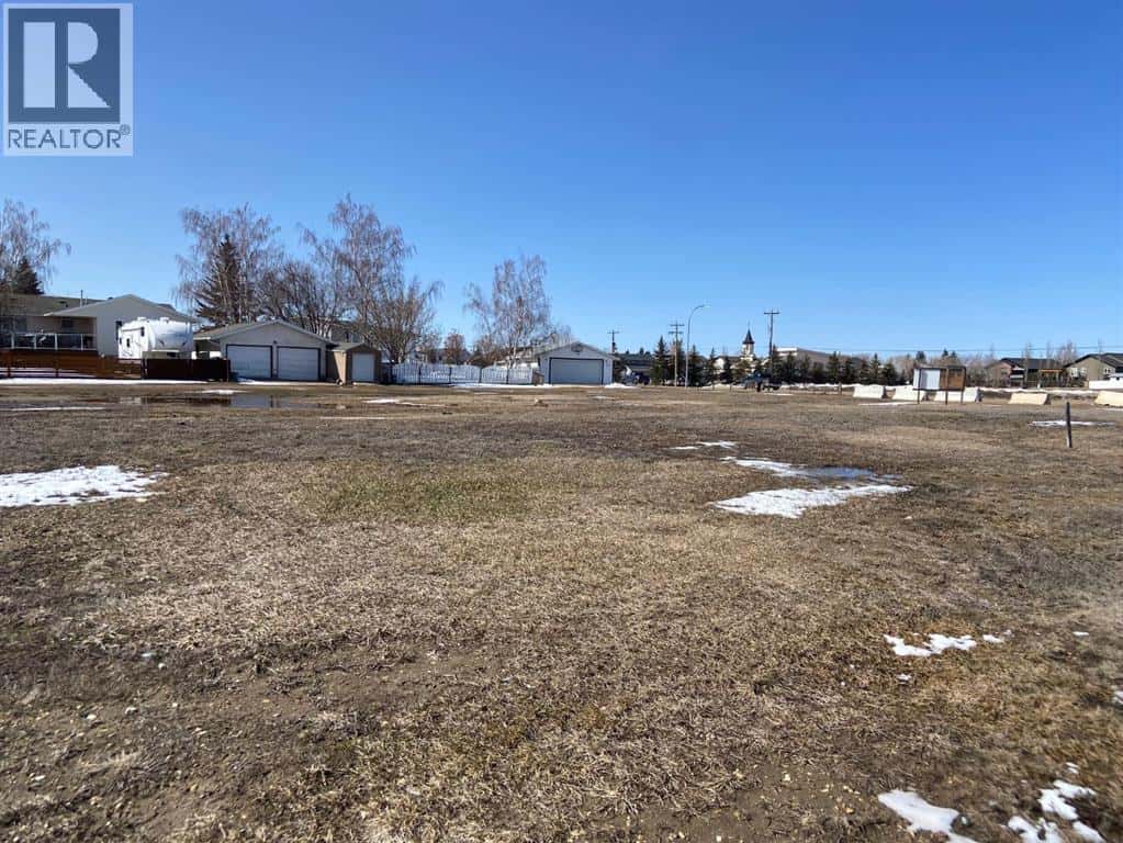 Hanna — Hanna - Photo 3 of 6