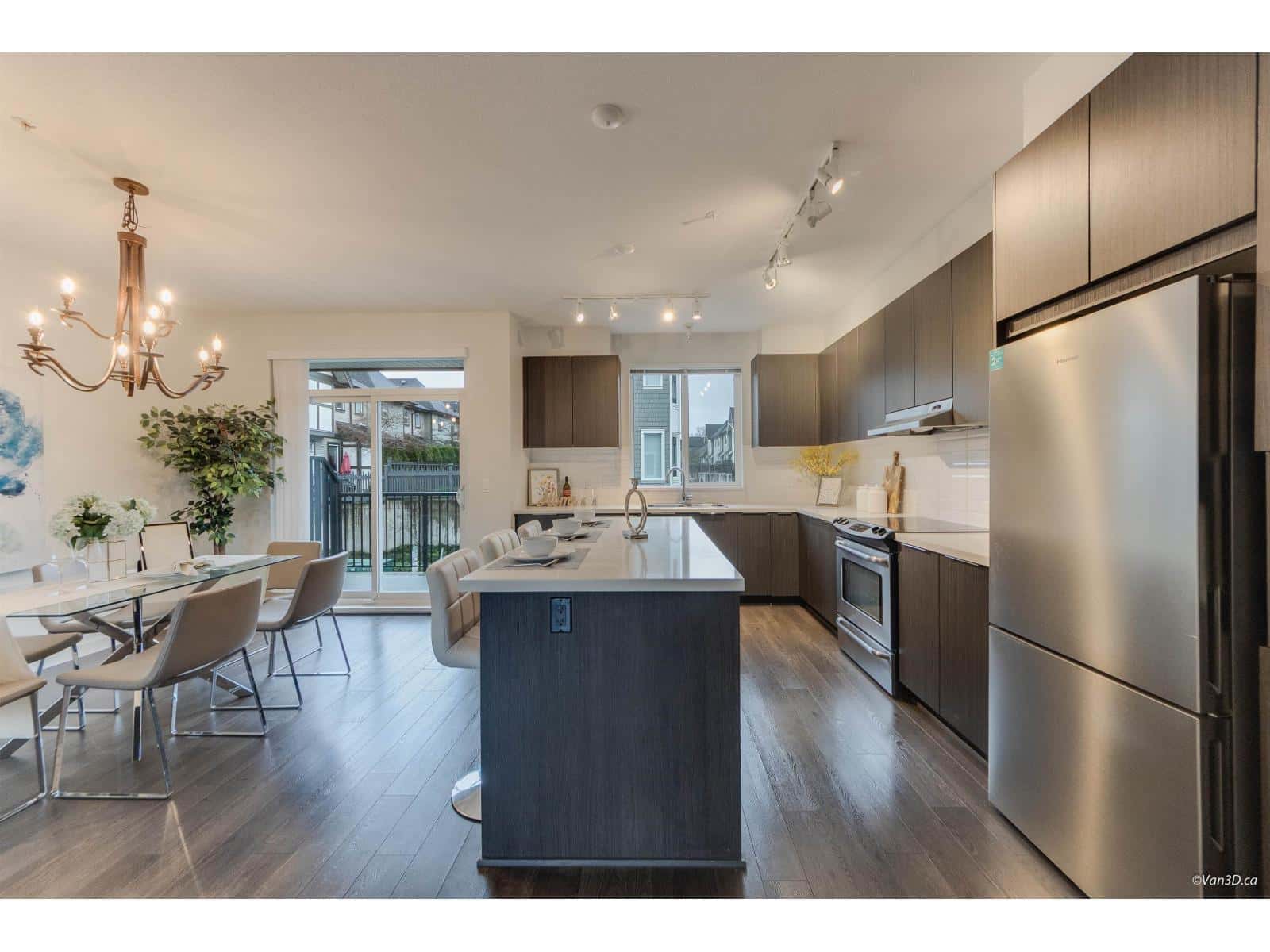 Langley — Langley - Photo 5 of 38