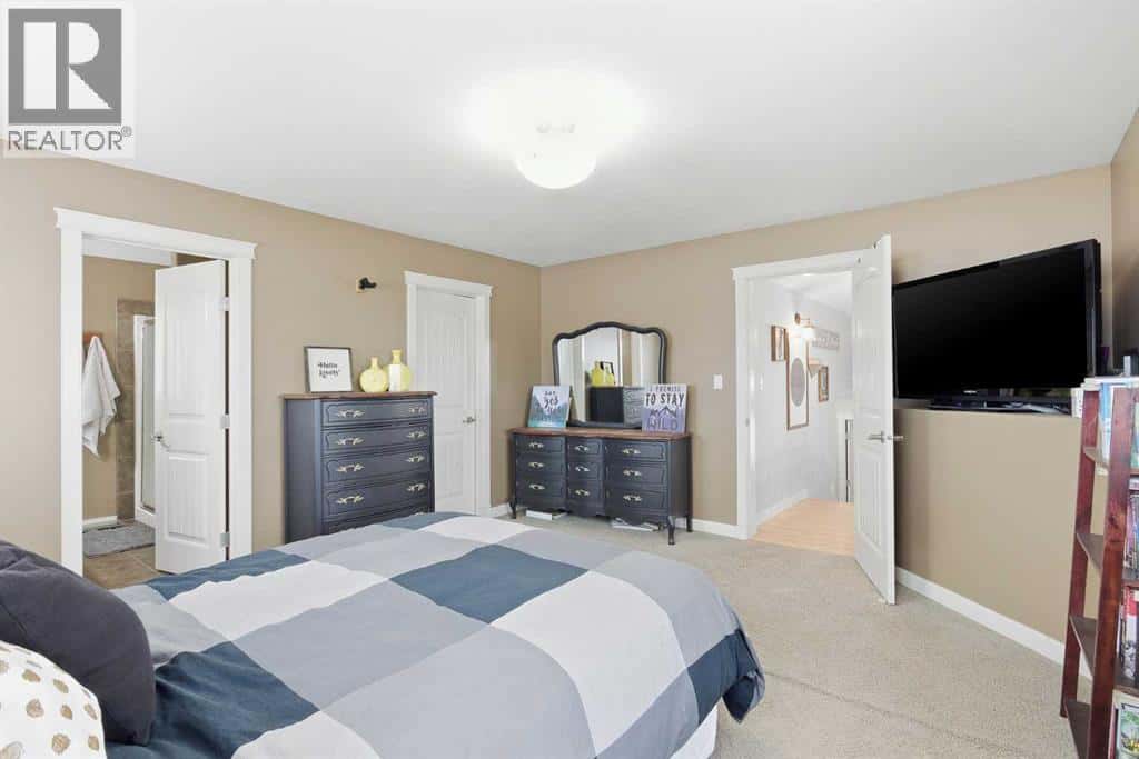 Lloydminster — Lloydminster - Photo 4 of 40