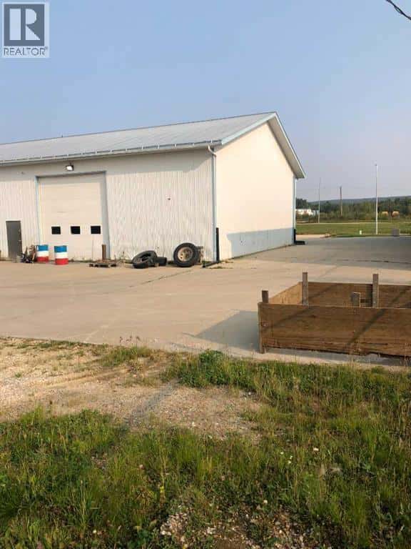 BAY 2, 4635 FEDERATED Road