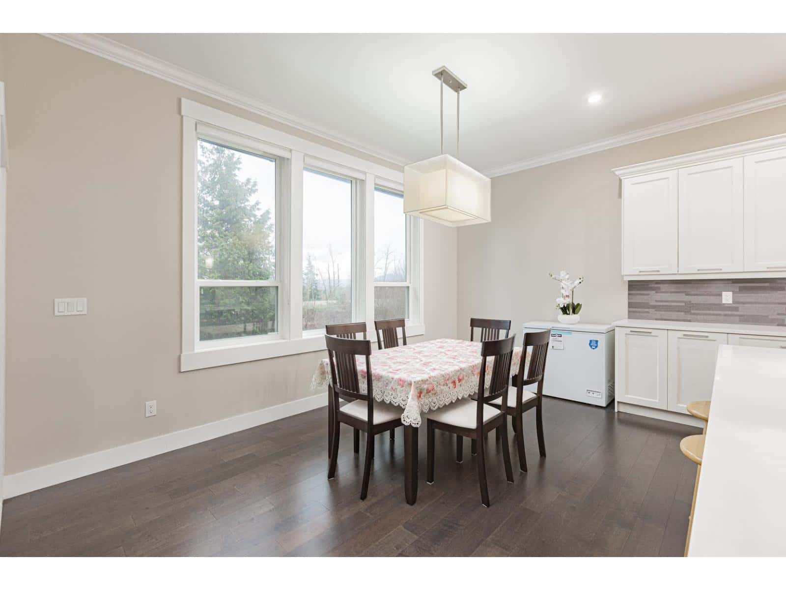 20653 85 AVENUE — Langley, British Columbia - Photo 5 of 39