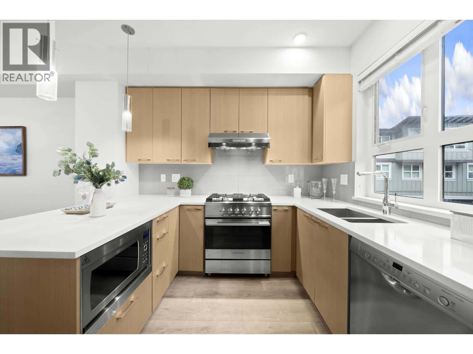 26 10311 RIVER DRIVE — Richmond - Photo 5 of 35