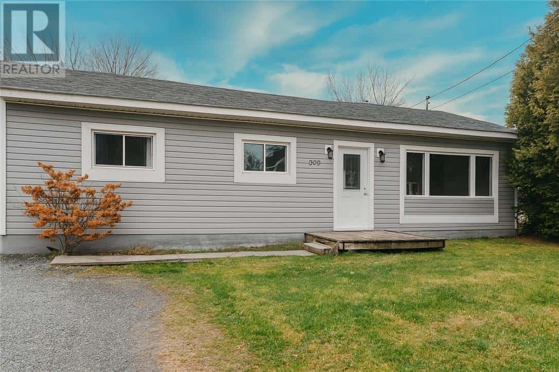 Espanola — Espanola - Photo 3 of 27