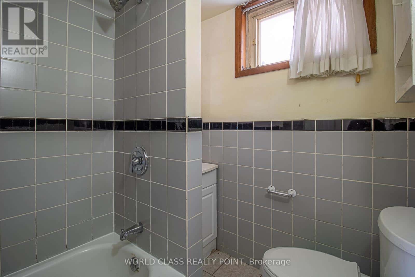 Toronto (Humbermede) — Toronto (Humbermede) - Photo 2 of 20