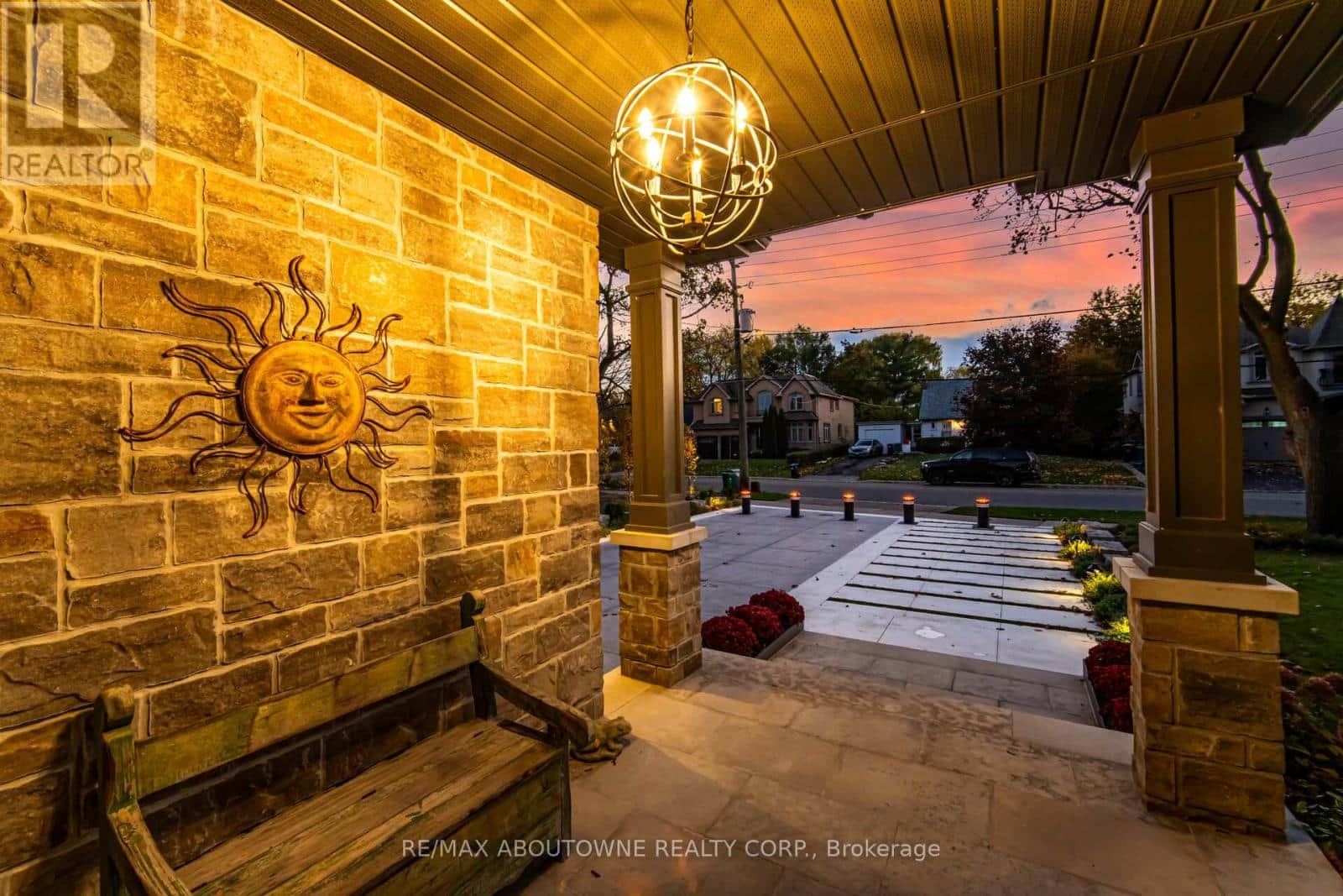 1271 MINEOLA GARDENS - Photo 5 of 48, Mississauga (Mineola), Ontario