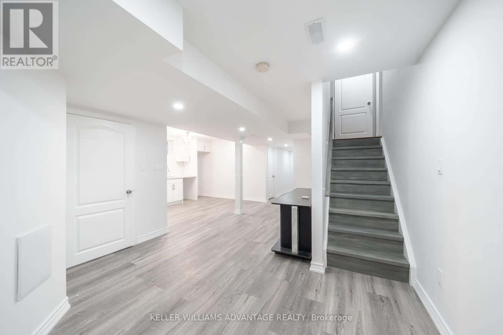 Mississauga (Churchill Meadows) — Mississauga (Churchill Meadows) - Photo 3 of 16