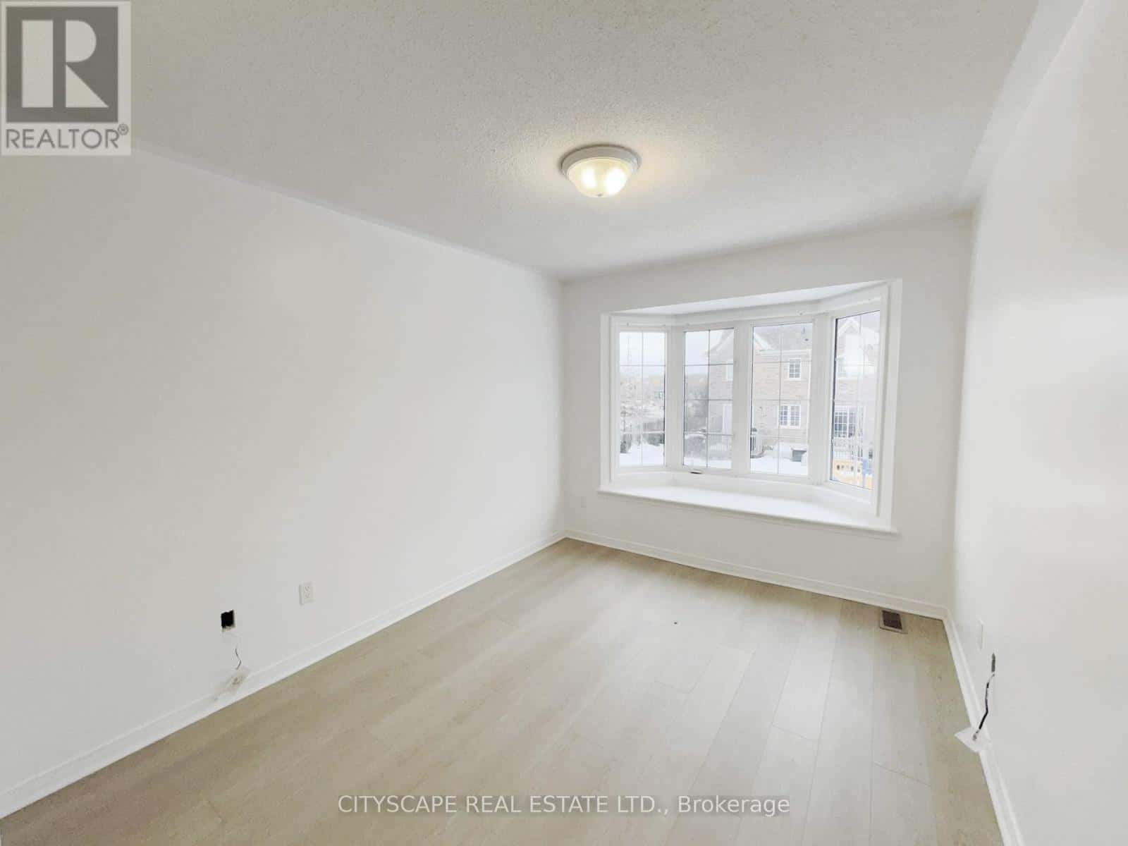 Brampton (Bram East) — Brampton (Bram East) - Photo 3 of 36