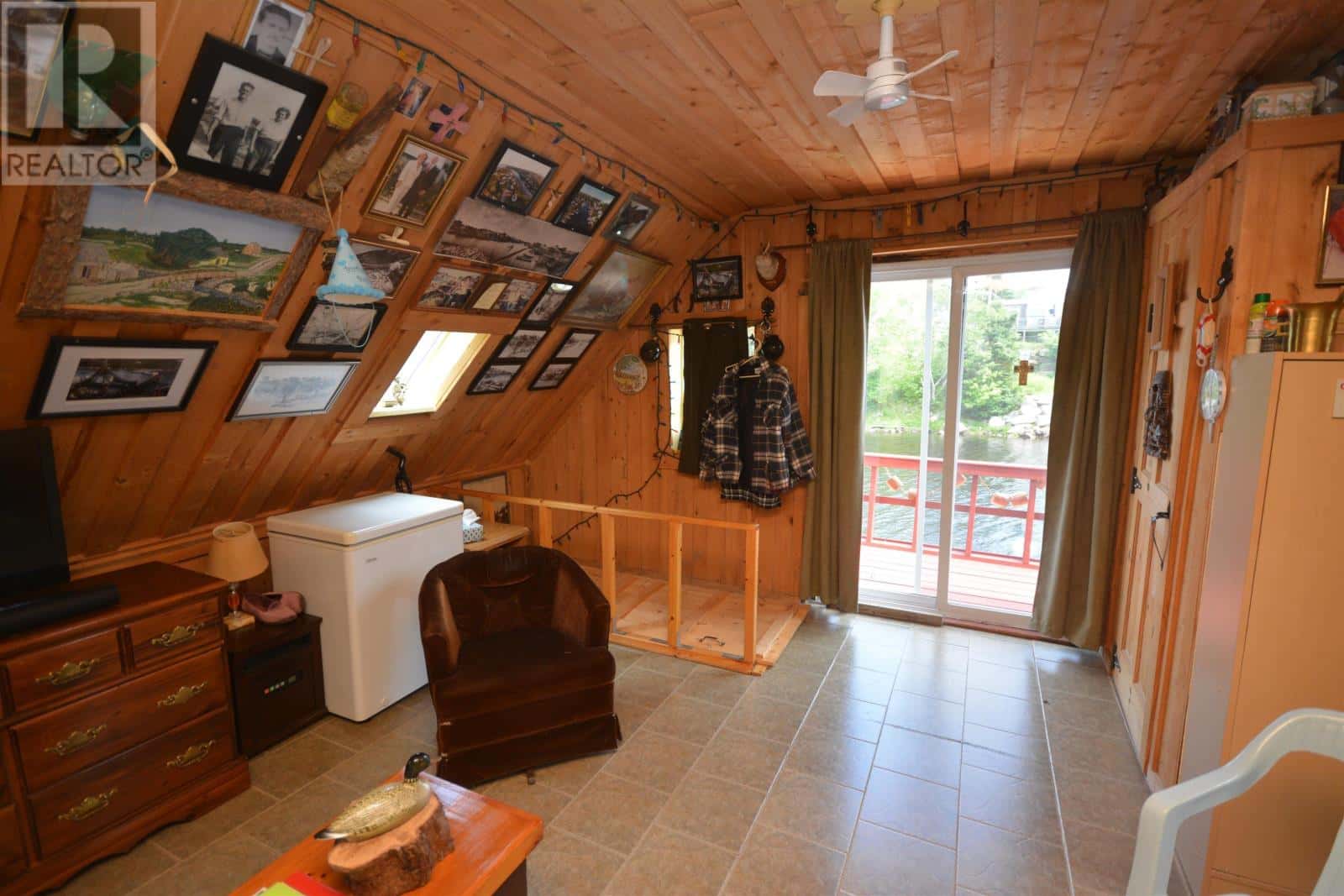 1570 John Brackett Drive — Herring Cove, Nova Scotia - Photo 2 of 24