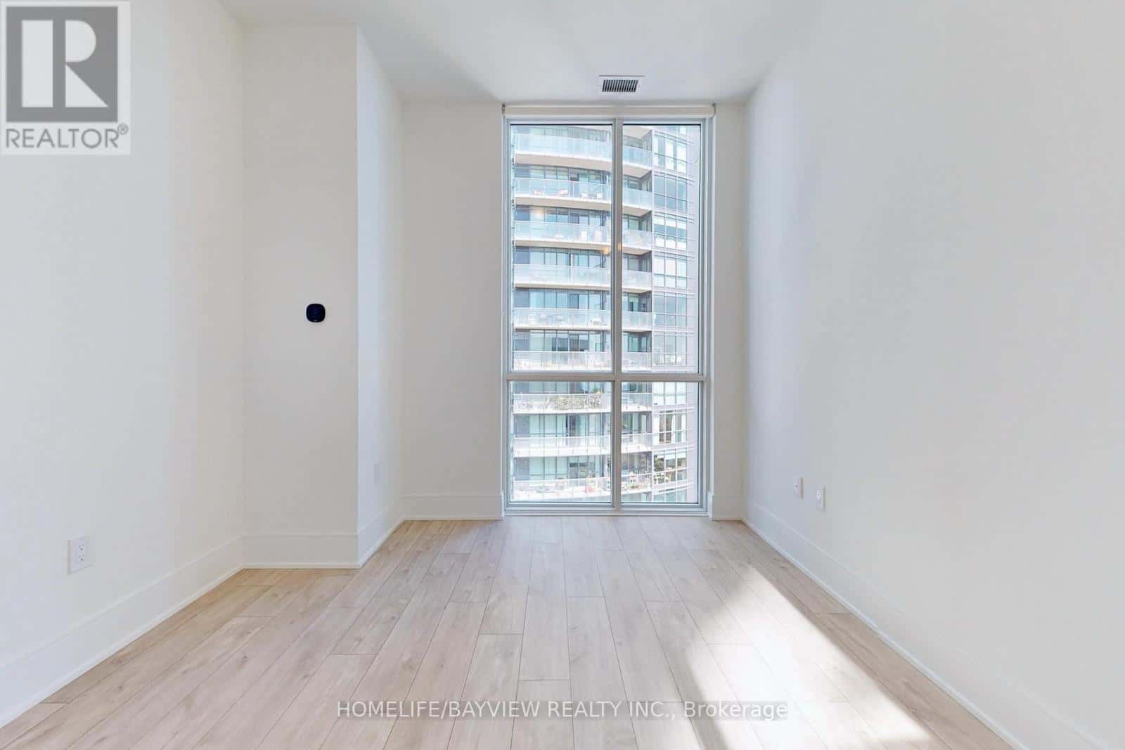 Toronto (Mimico) — Toronto (Mimico) - Photo 5 of 37