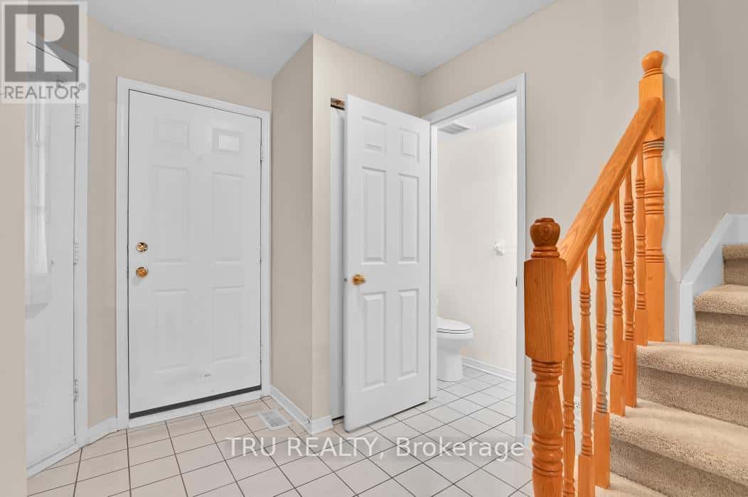 40 BATON COURT — Ottawa, Ontario - Photo 5 of 50