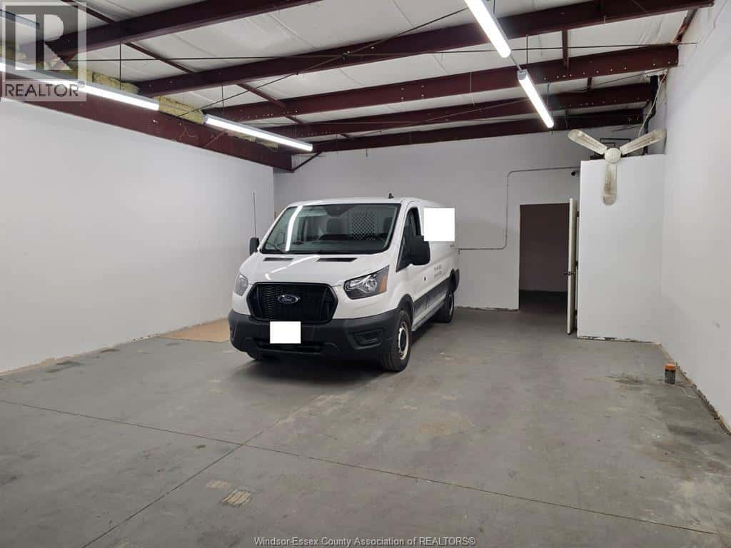 Essex — Essex - Photo 5 of 7