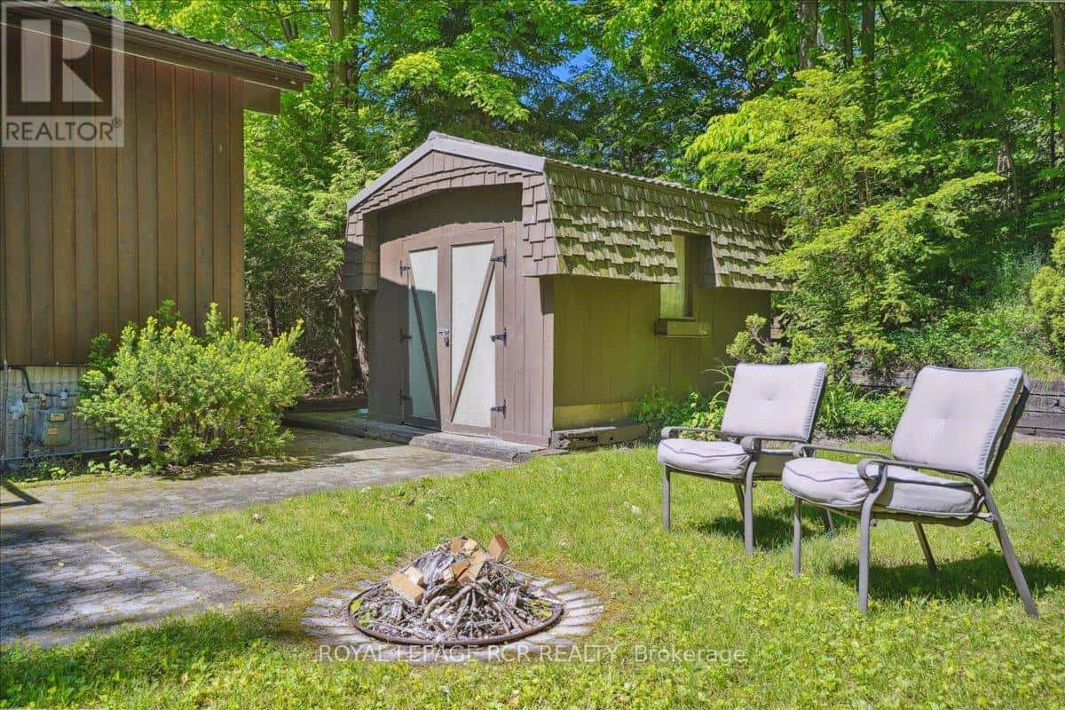 South Bruce Peninsula — South Bruce Peninsula - Photo 3 of 27