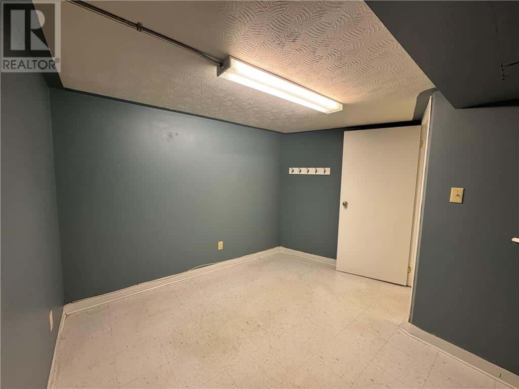 87 CENTRE Street Unit# Basement — Espanola - Photo 5 of 8