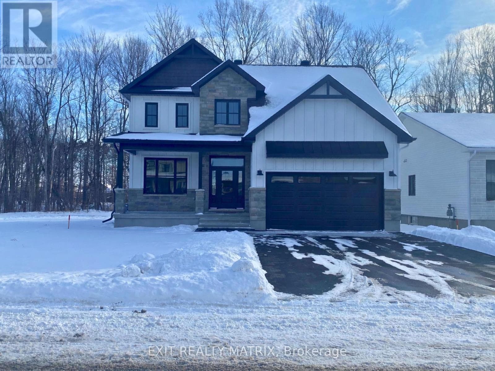 1375 FRIBOURG STREET — Russell, Ontario - Main photo