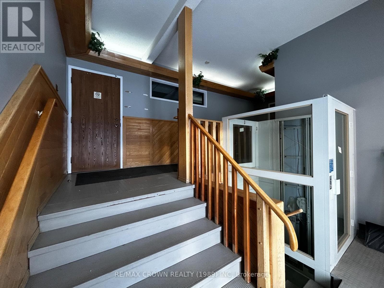 SUITE 1 - 29 BYNG AVENUE — Kapuskasing - Main photo