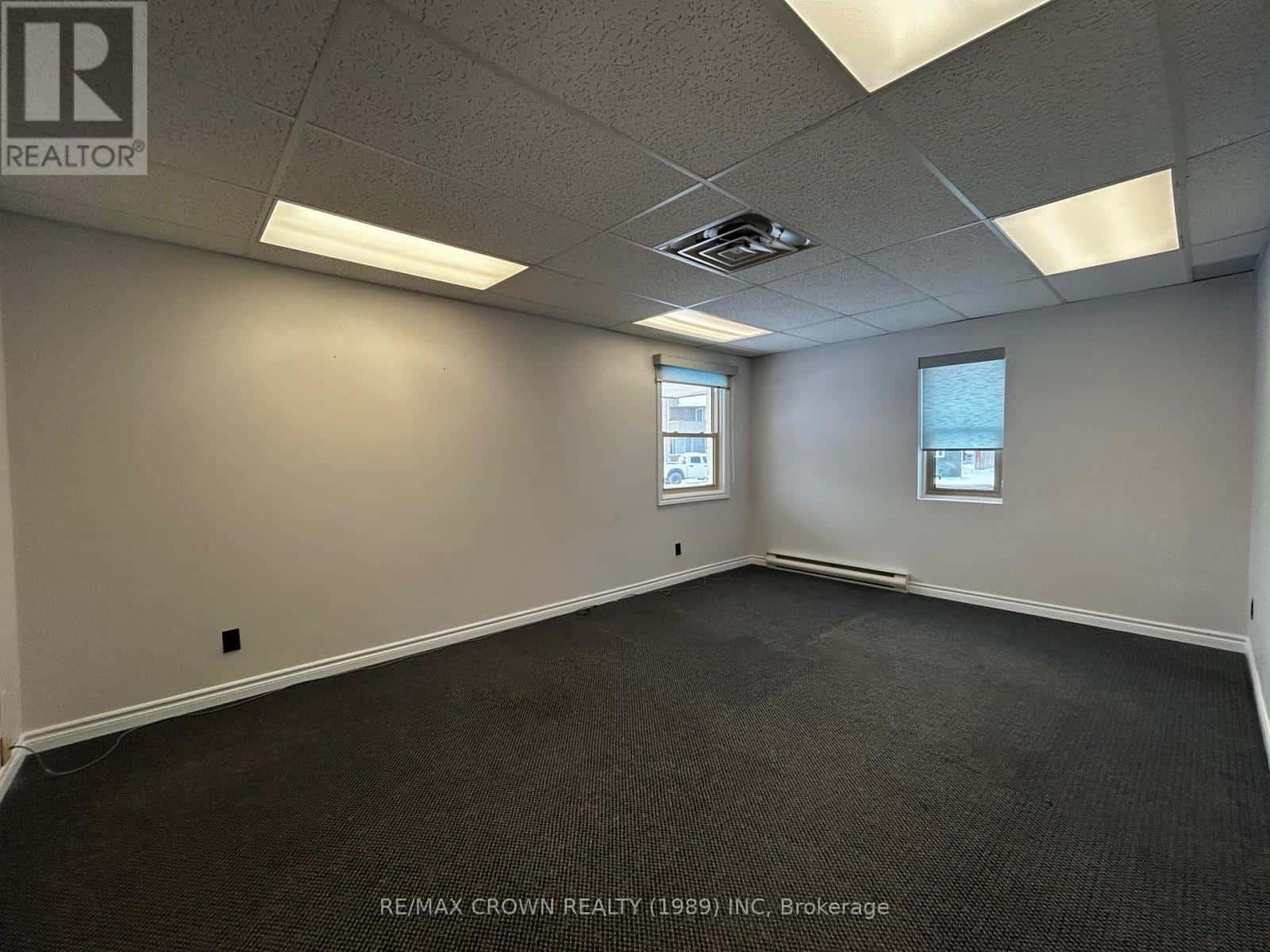 SUITE 1 - 29 BYNG AVENUE — Kapuskasing - Photo 3 of 19