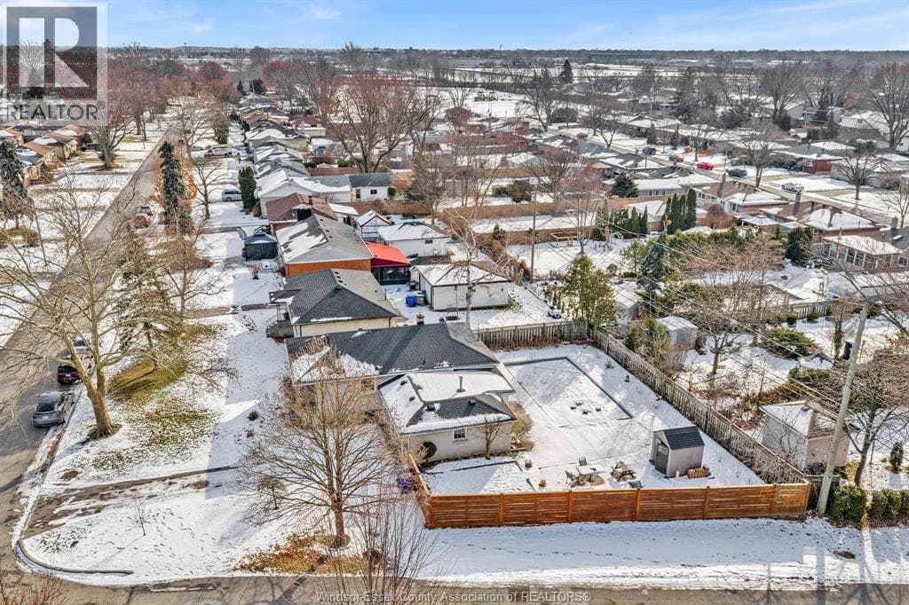 Windsor — Windsor - Main photo