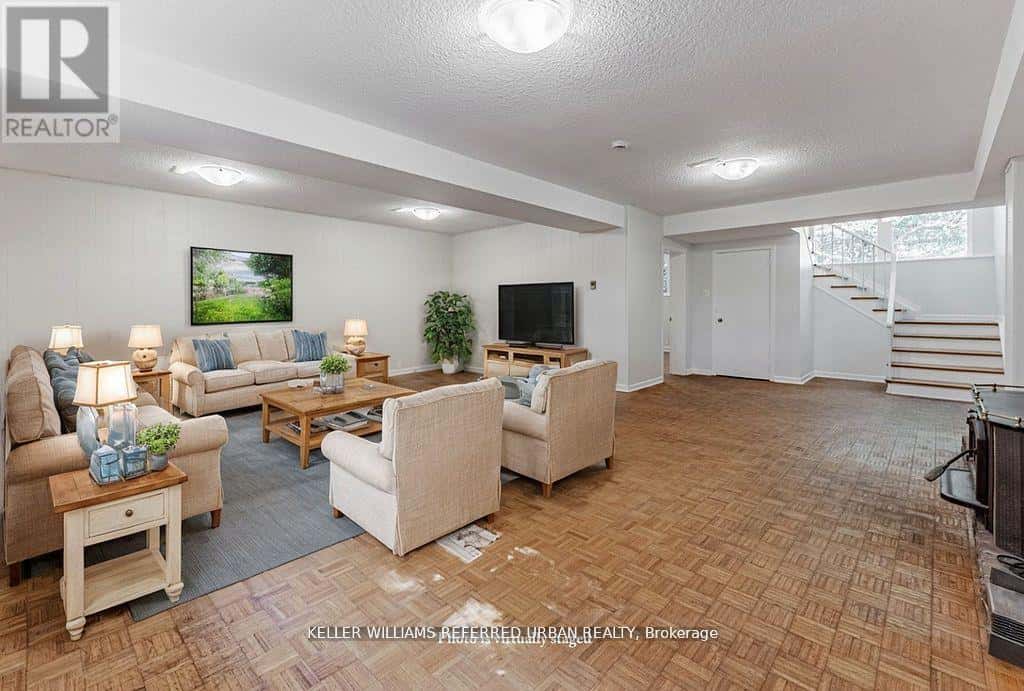 Toronto (Bridle Path-Sunnybrook-York Mills) — Toronto (Bridle Path-Sunnybrook-York Mills) - Photo 5 of 39