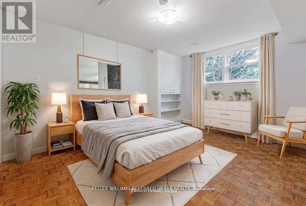 Toronto (Bridle Path-Sunnybrook-York Mills) — Toronto (Bridle Path-Sunnybrook-York Mills) - Photo 2 of 39