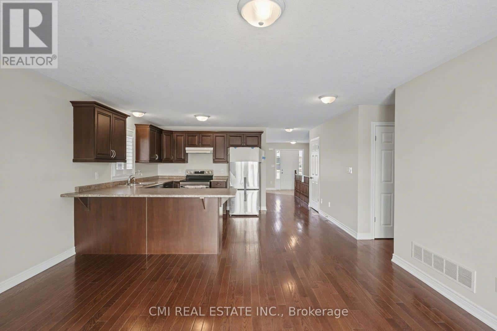 45 HELEN DRIVE — Haldimand - Photo 5 of 49