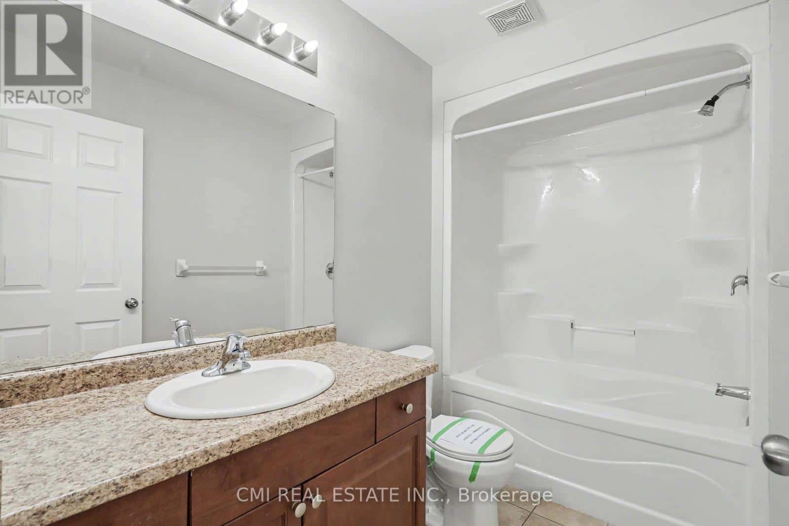 45 HELEN DRIVE — Haldimand - Photo 3 of 49