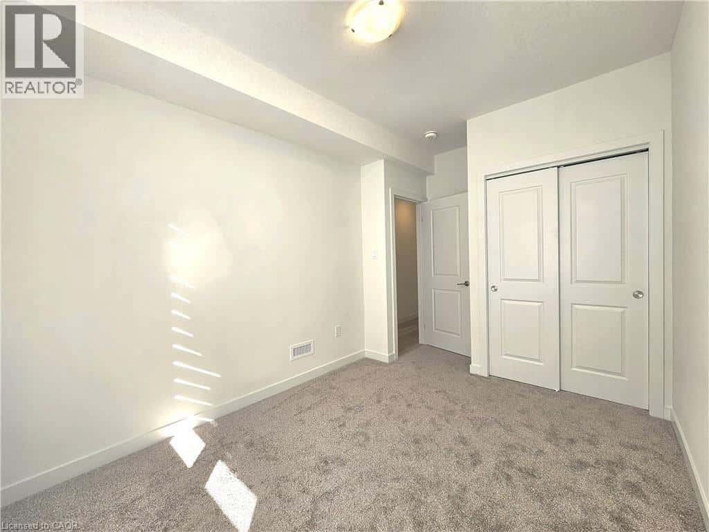 Cambridge — Cambridge - Photo 5 of 28