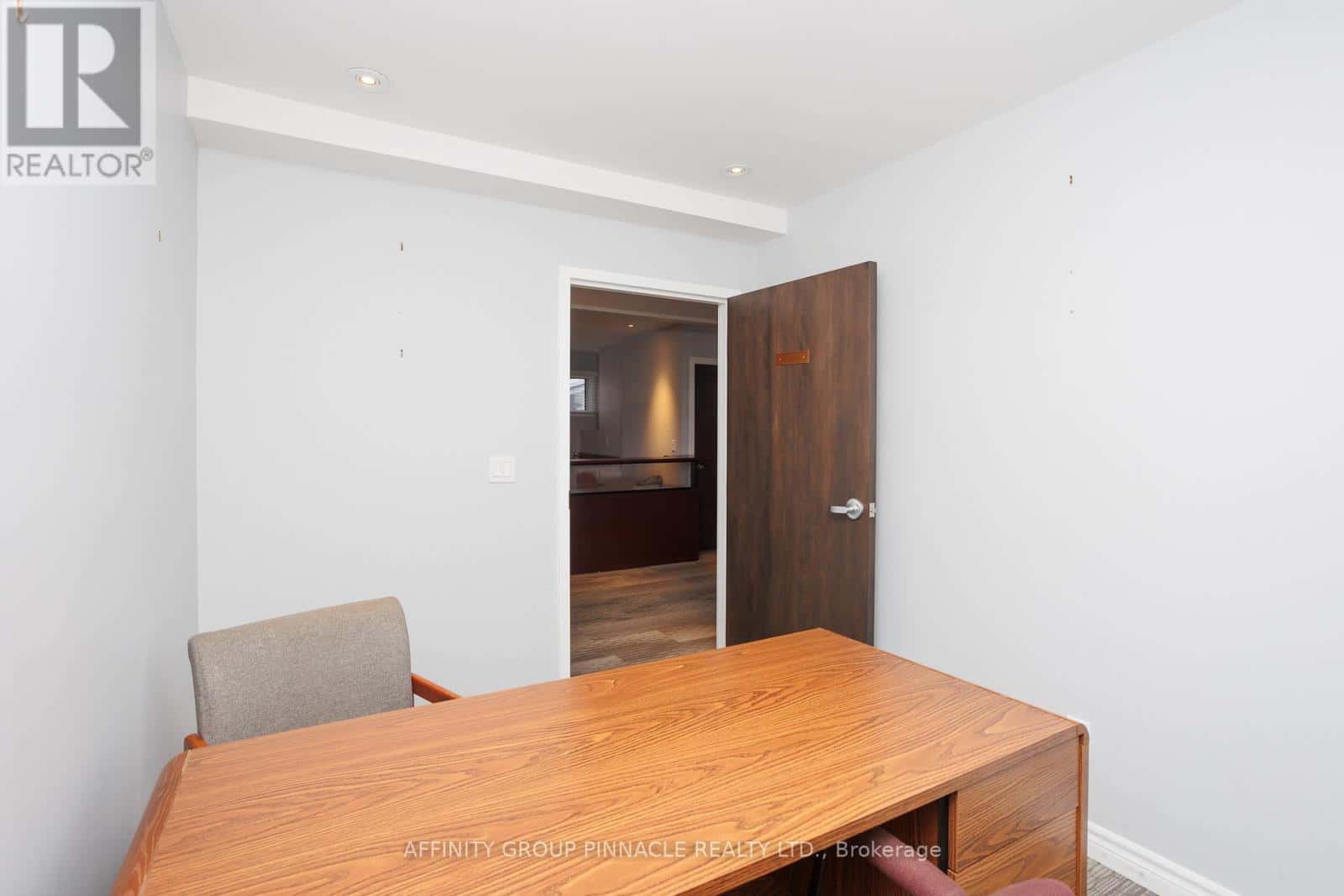 Kawartha Lakes (Lindsay) — Kawartha Lakes (Lindsay) - Photo 2 of 34