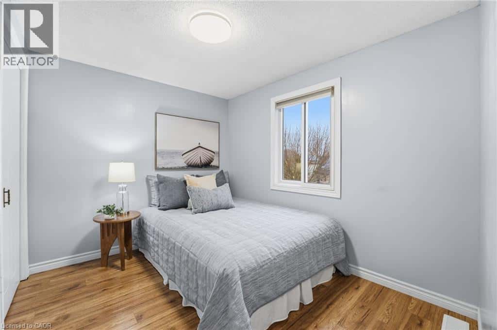 Waterloo — Waterloo - Photo 3 of 26