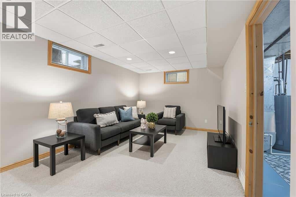 Waterloo — Waterloo - Photo 4 of 26