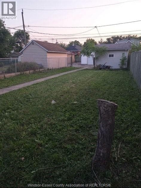 Windsor — Windsor - Main photo