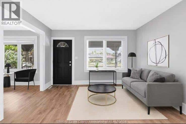 Windsor — Windsor - Photo 5 of 12