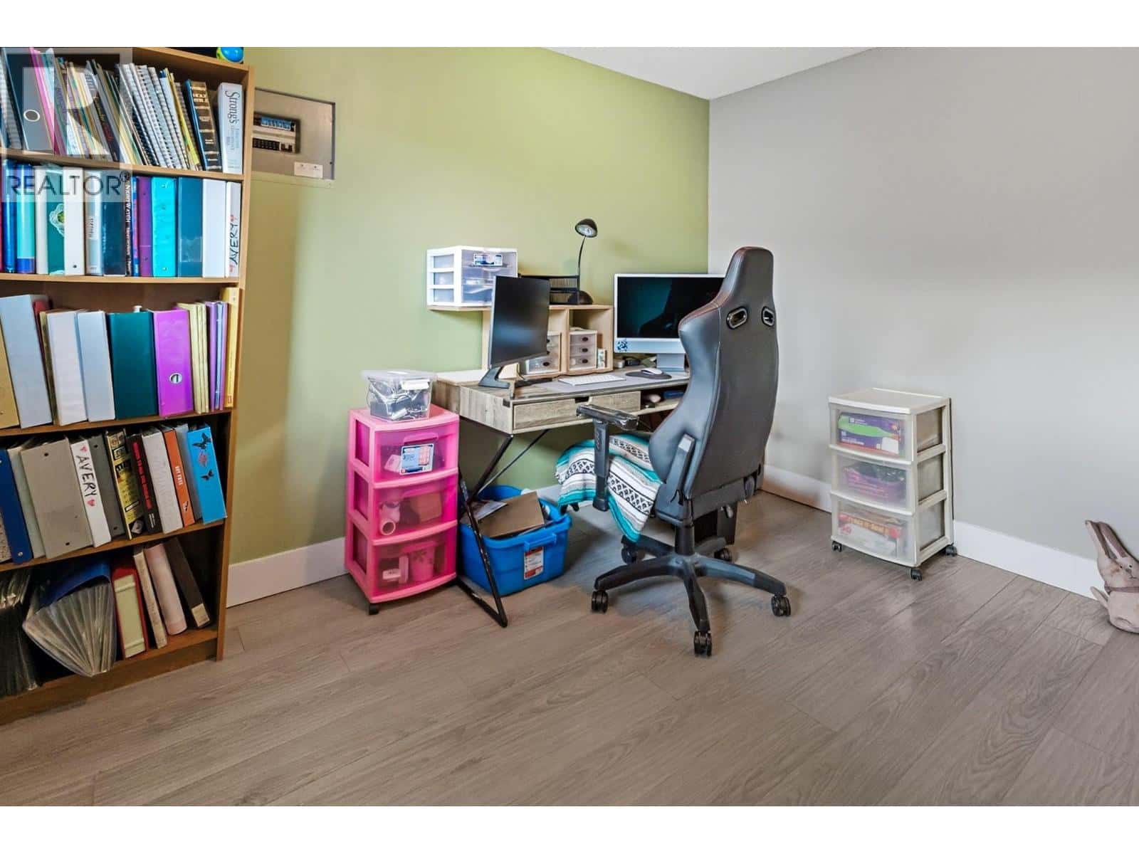 Kelowna — Kelowna - Photo 4 of 41