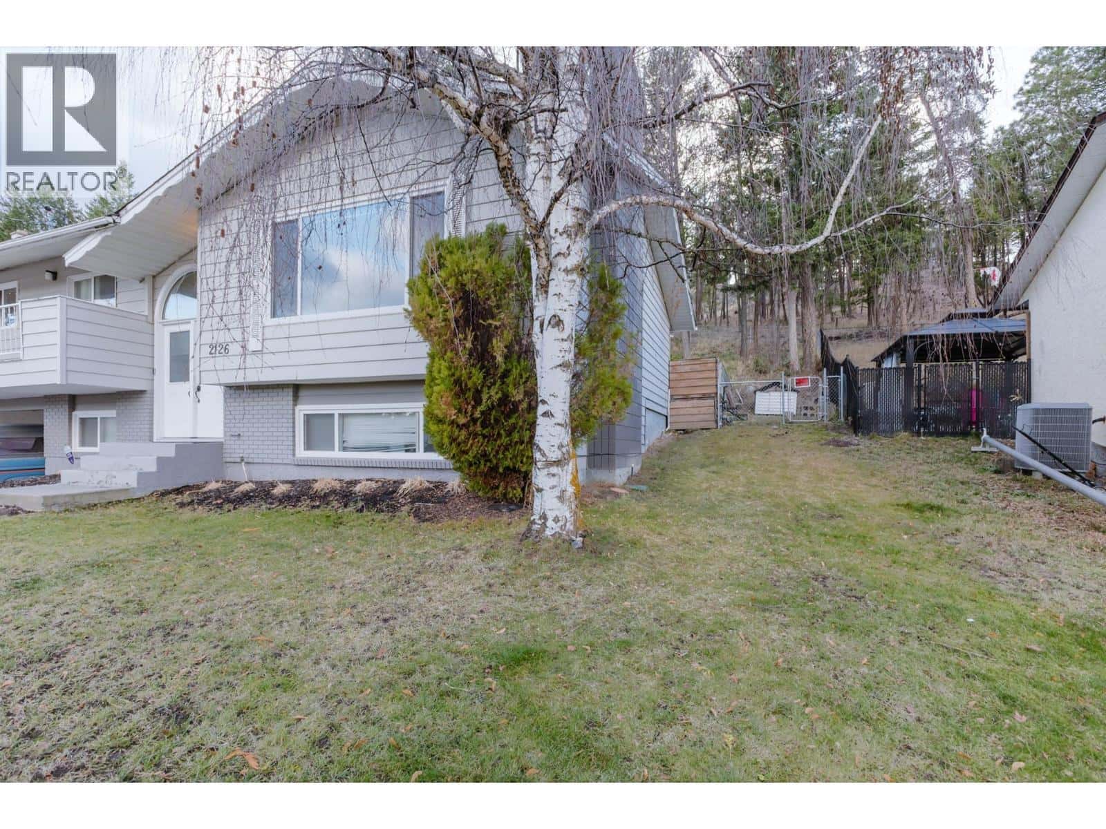 Kelowna — Kelowna - Photo 5 of 41