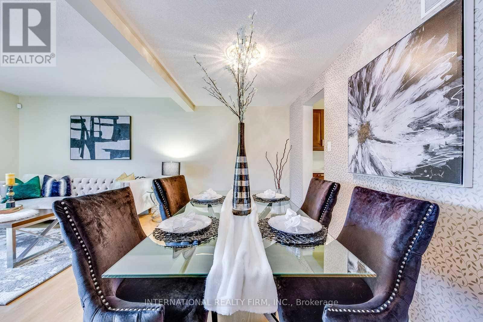 Mississauga (Meadowvale) — Mississauga (Meadowvale) - Photo 2 of 21