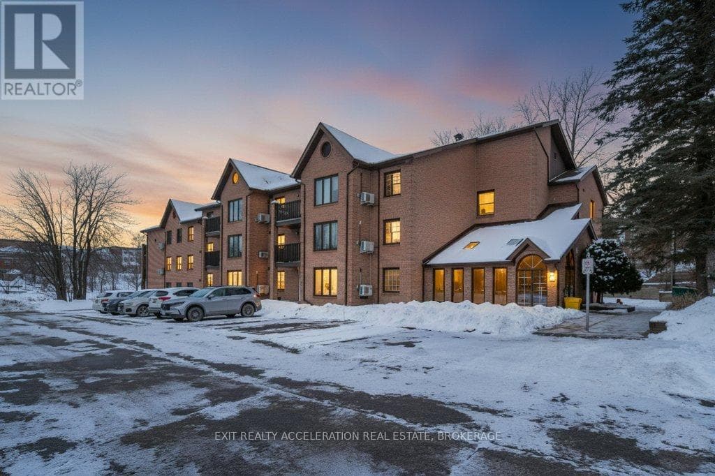 204 - 11 CENTRE STREET — Greater Napanee (Greater Napanee), Ontario - Main photo