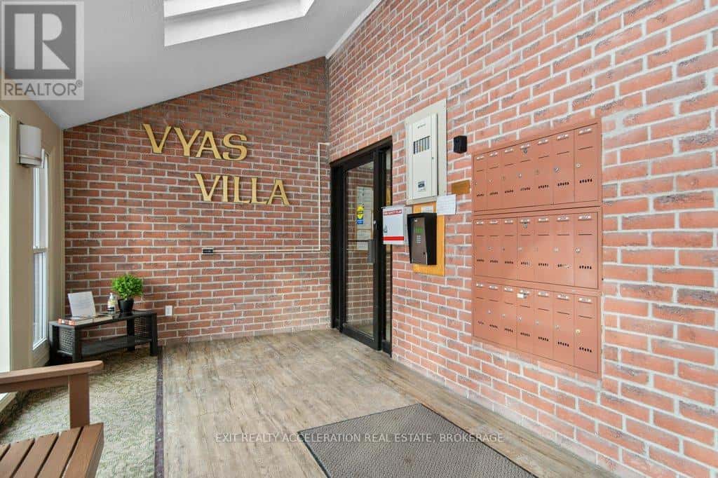 204 - 11 CENTRE STREET — Greater Napanee (Greater Napanee), Ontario - Photo 5 of 49