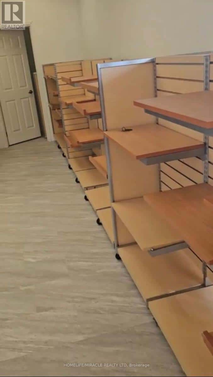 London South (South Y) — London South (South Y) - Photo 3 of 9