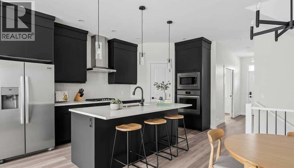 Calgary — Calgary - Photo 2 of 11