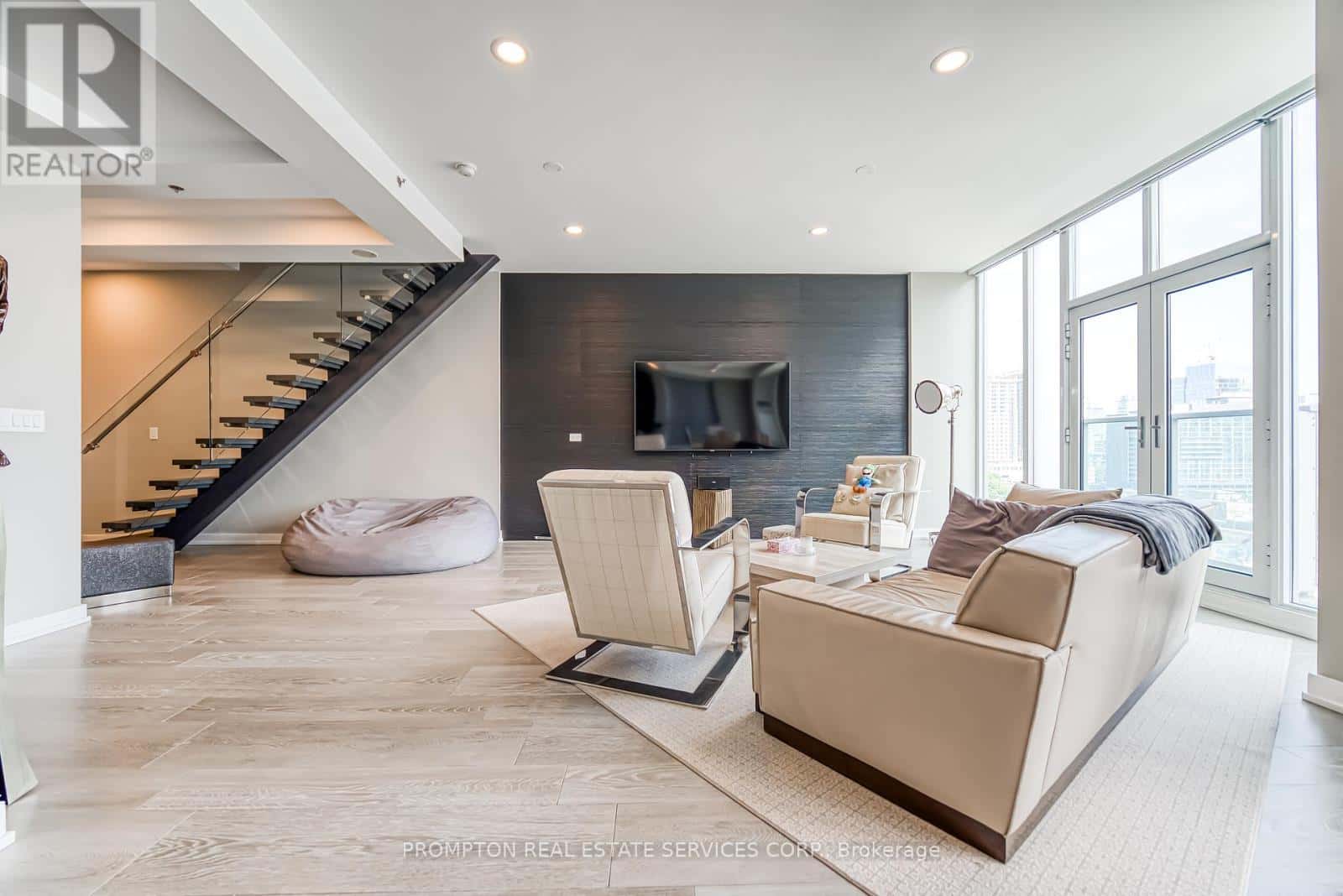 Toronto (Moss Park) — Toronto (Moss Park) - Photo 3 of 40