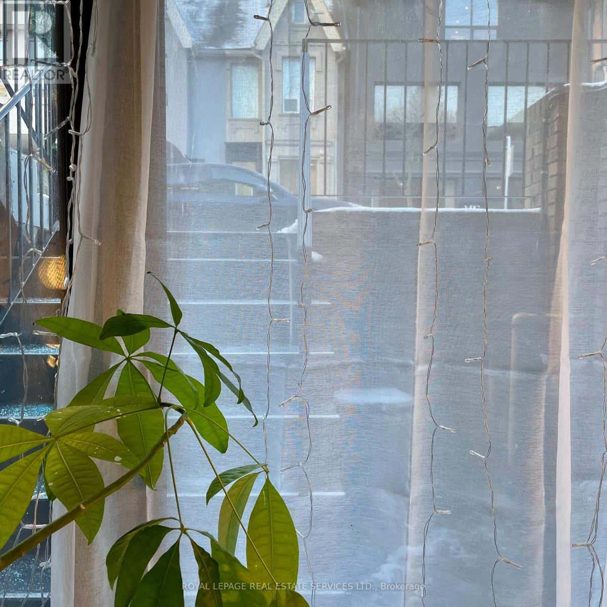 Toronto (Annex) — Toronto (Annex) - Photo 2 of 11