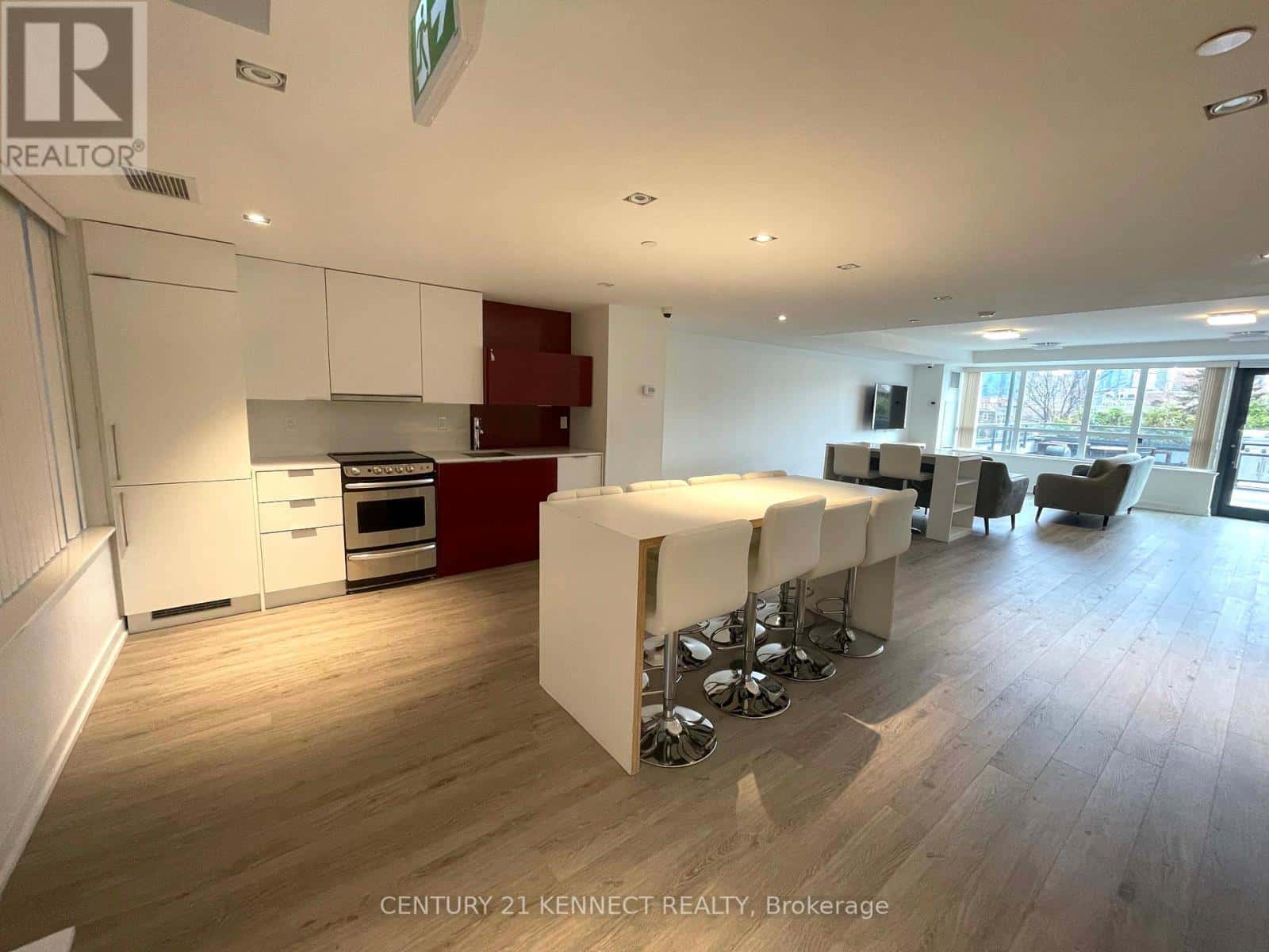 Toronto (Kensington-Chinatown) — Toronto (Kensington-Chinatown) - Photo 5 of 10