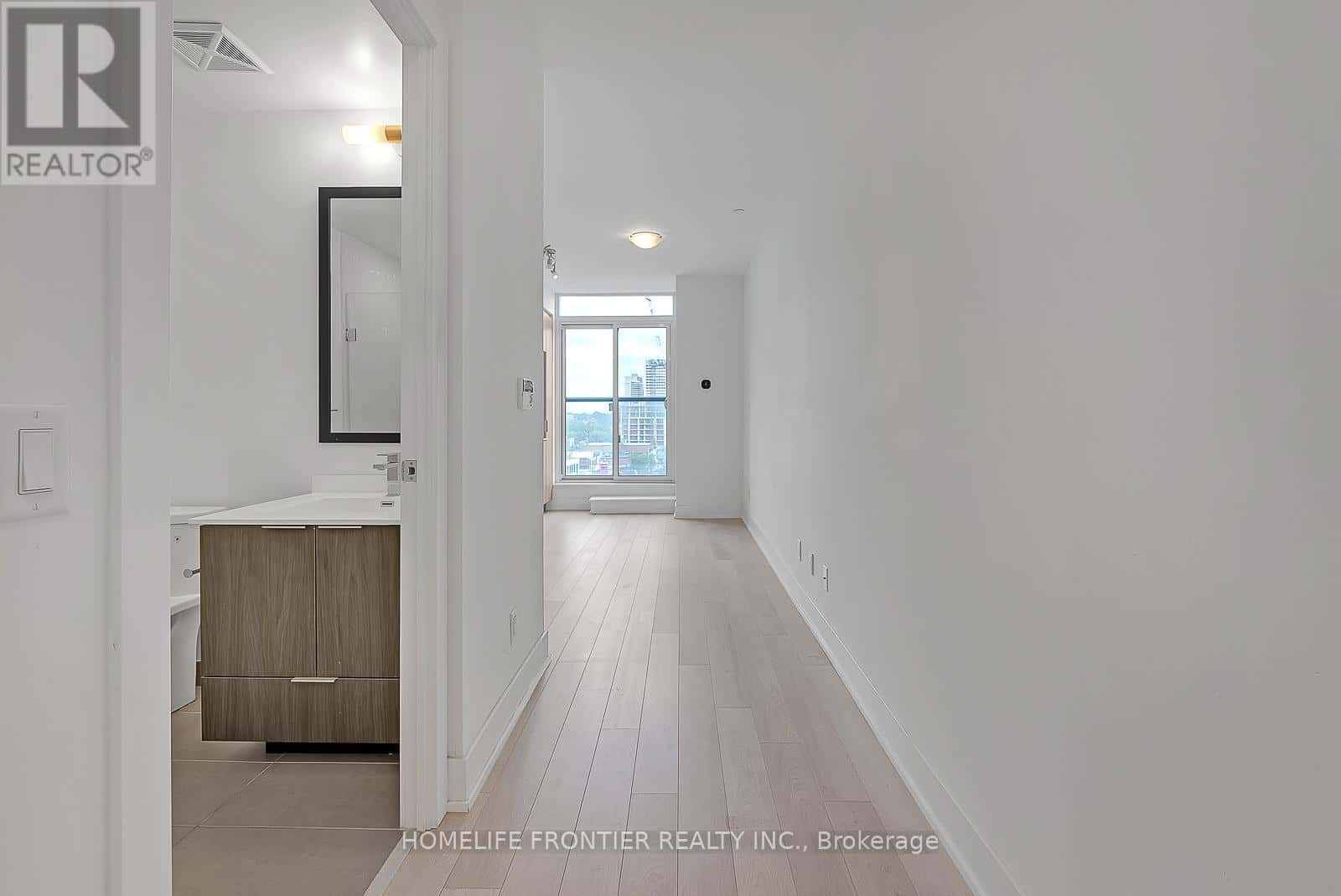 Toronto (Mount Pleasant West) — Toronto (Mount Pleasant West) - Photo 3 of 11