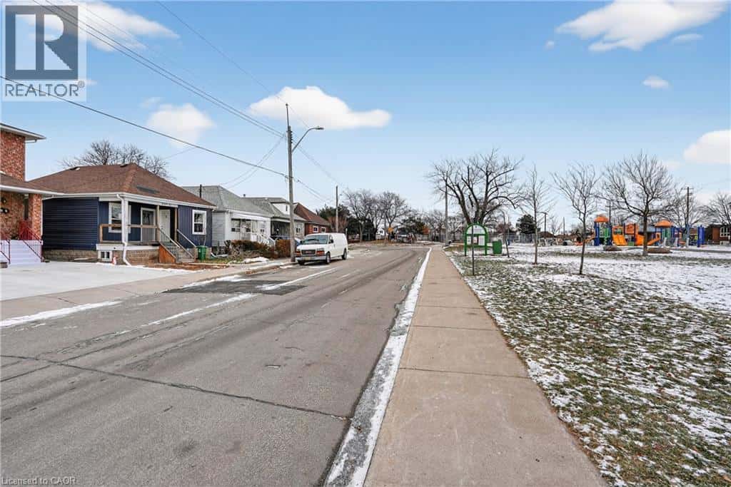 Hamilton — Hamilton - Photo 4 of 27