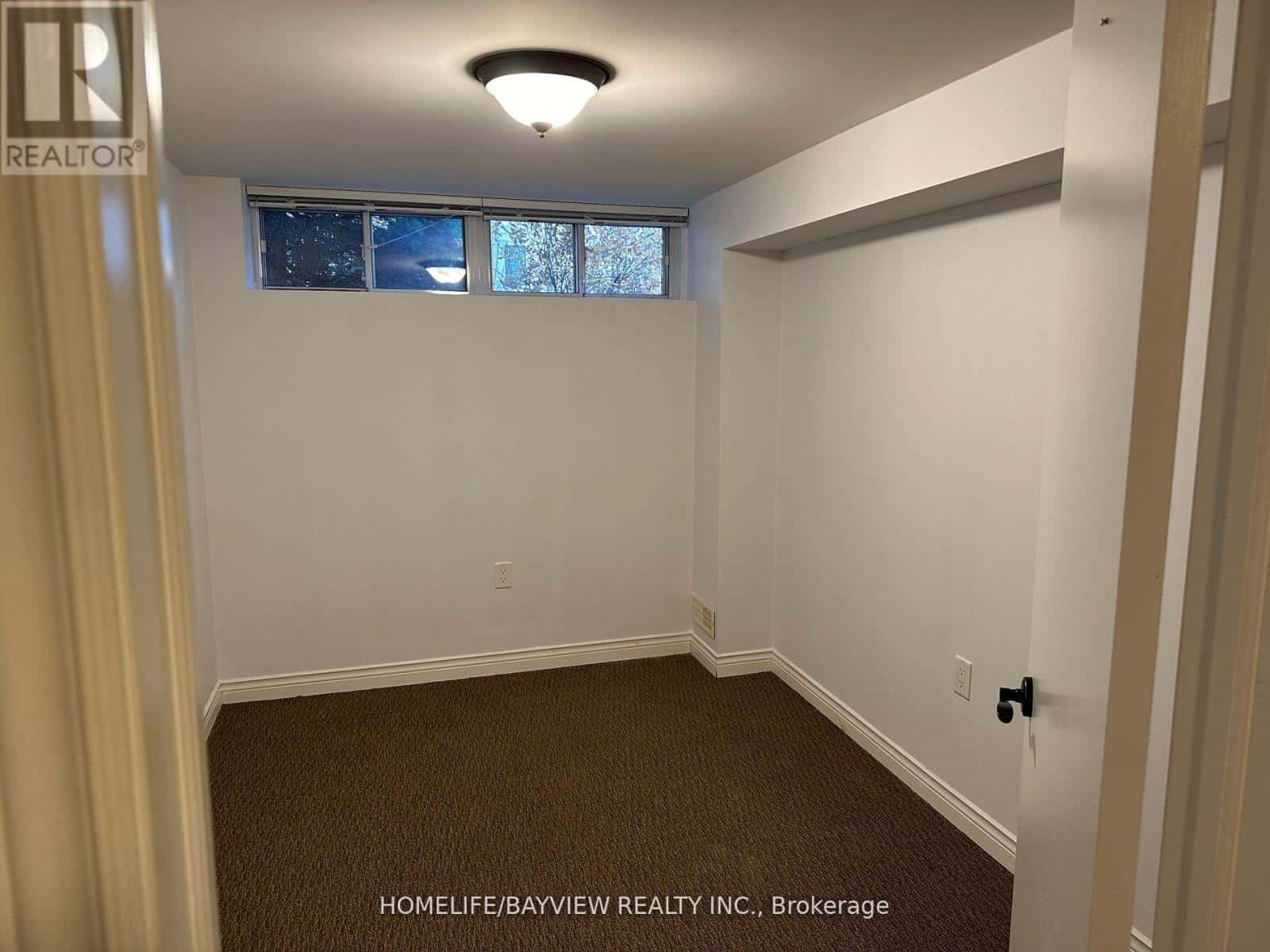 Aurora (Aurora Heights) — Aurora (Aurora Heights) - Photo 4 of 8