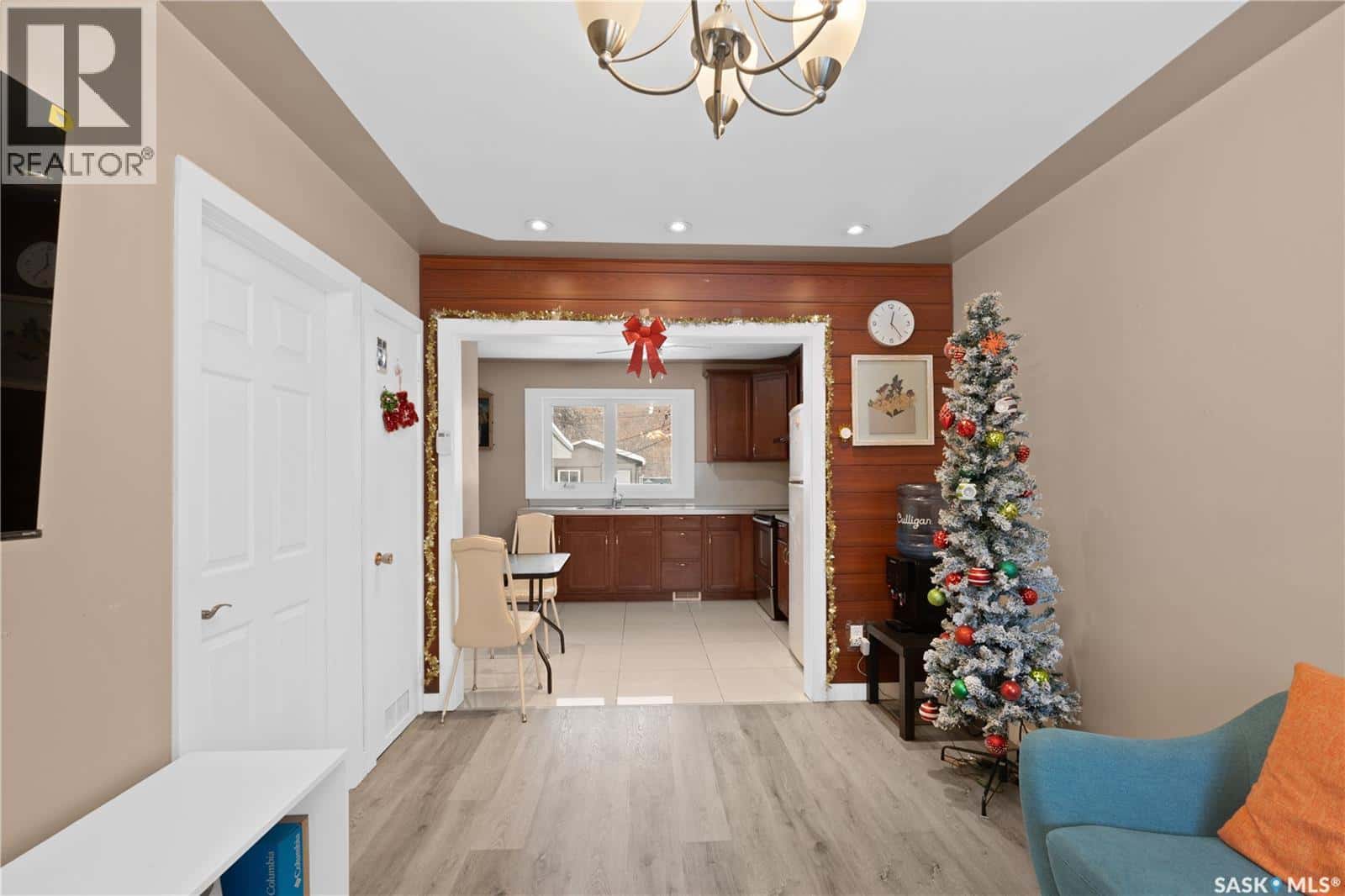 Saskatoon — Saskatoon - Photo 4 of 31