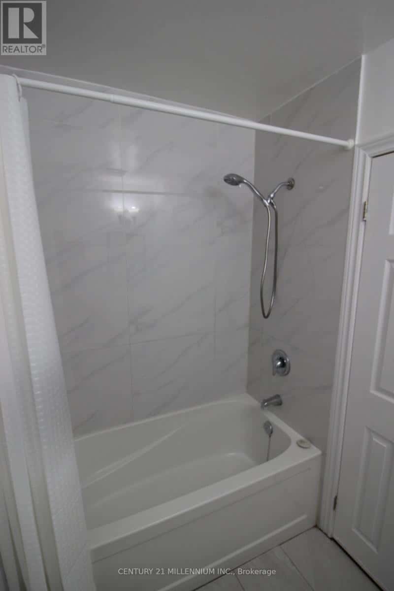 Toronto (Humber Summit) — Toronto (Humber Summit) - Photo 4 of 37