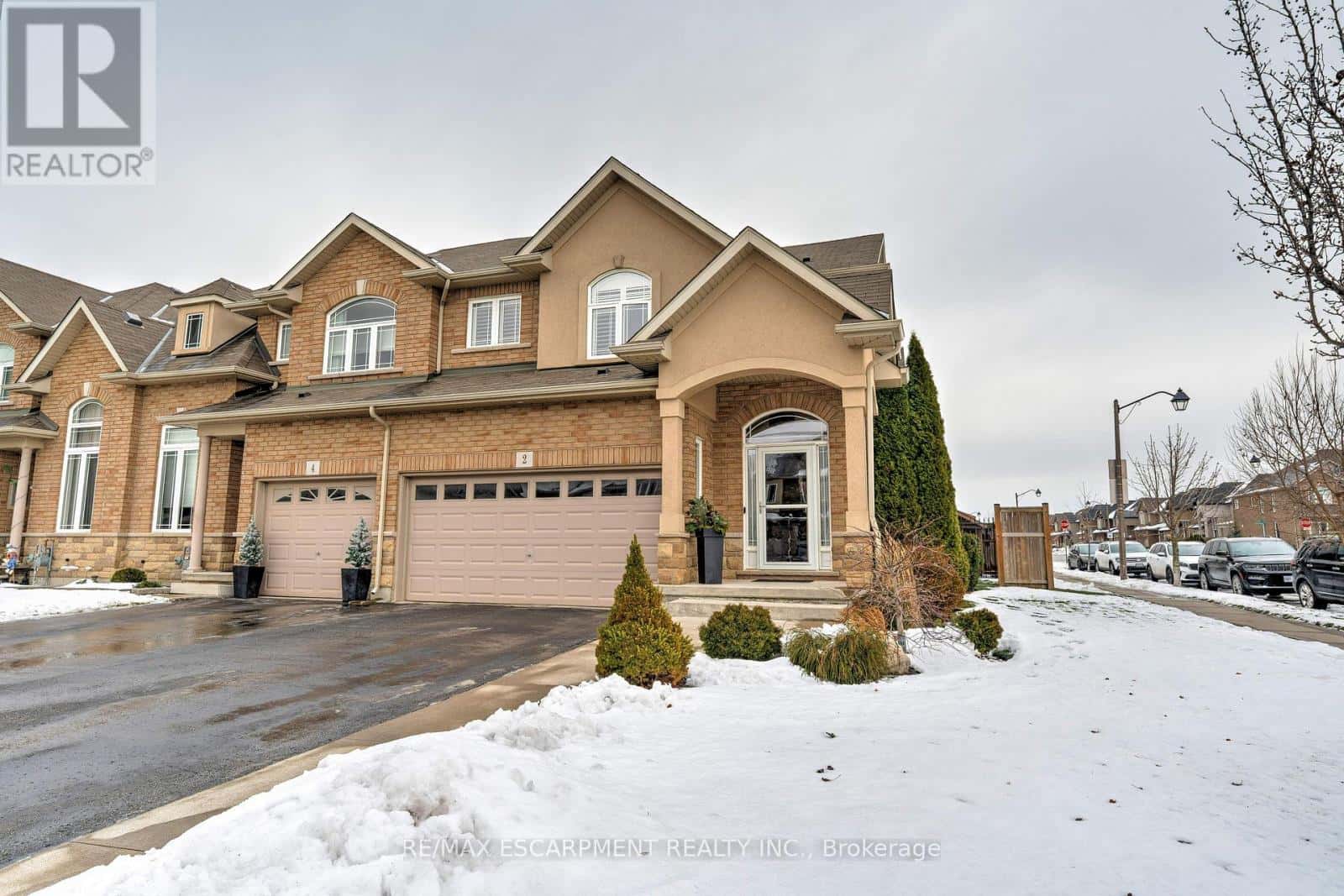 Hamilton — Hamilton - Photo 5 of 50