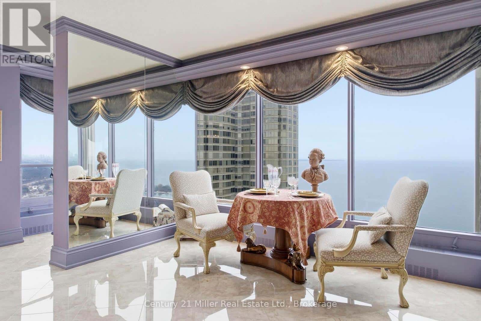 Toronto (Mimico) — Toronto (Mimico) - Photo 3 of 50