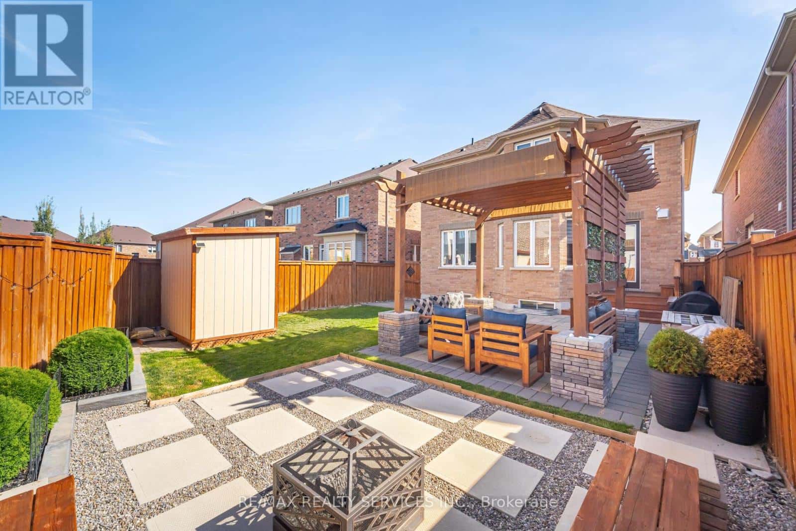 Caledon — Caledon - Photo 4 of 50