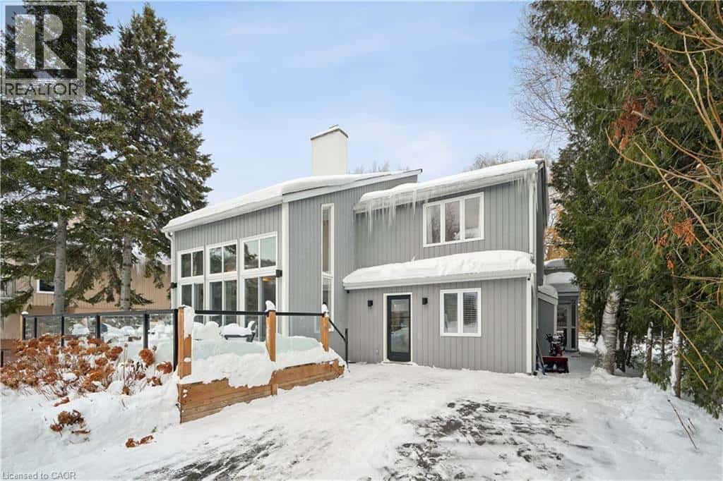 144 CARMICHAEL Crescent